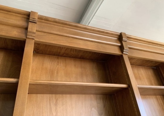 Image 1 of Bibliothèque en bois massif