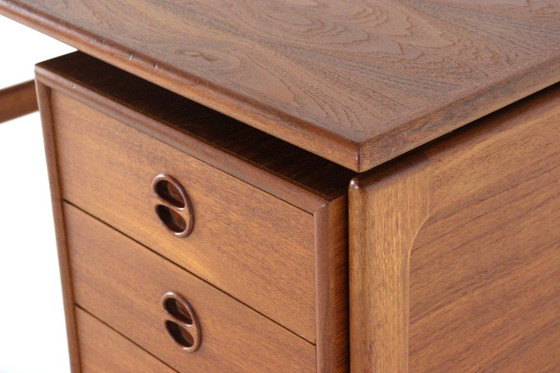 Image 1 of Vintage Danish Gasig mobler lady's desk desk