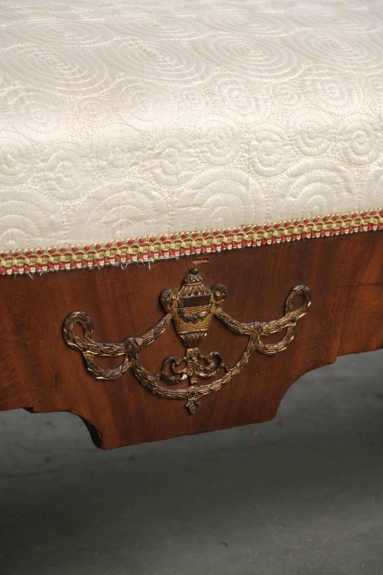 Beautiful antique French bench/window bench from the 19th century in Empire style with a silk seat with an (photo 10 of 12)