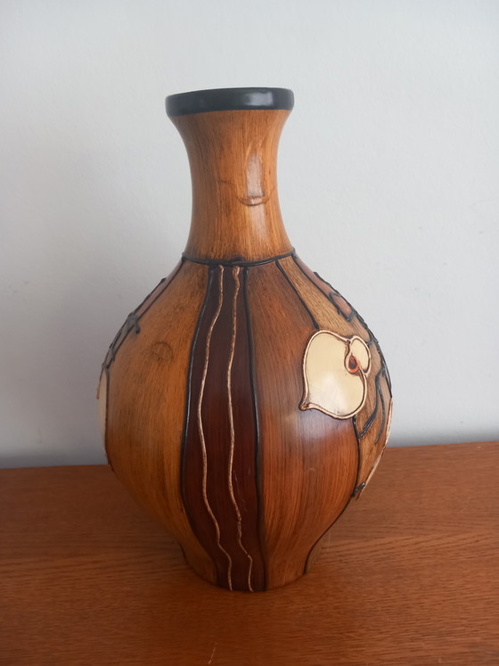 Image 1 of A SCULPTURAL PIECE OF DISTINCTION
Large Master Baluster Vase – 31 cm –