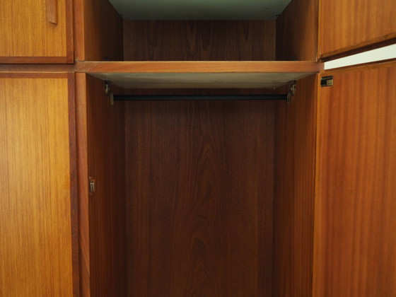 Image 1 of Armoire en teck, design danois, années 1970, fabricant : Omann Jun