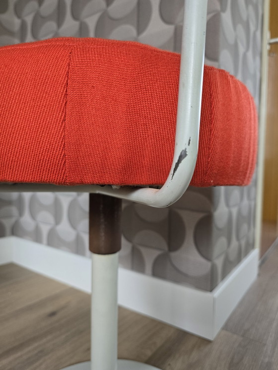 Image 1 of chaise de coiffeuse vintage années 70, style futuriste