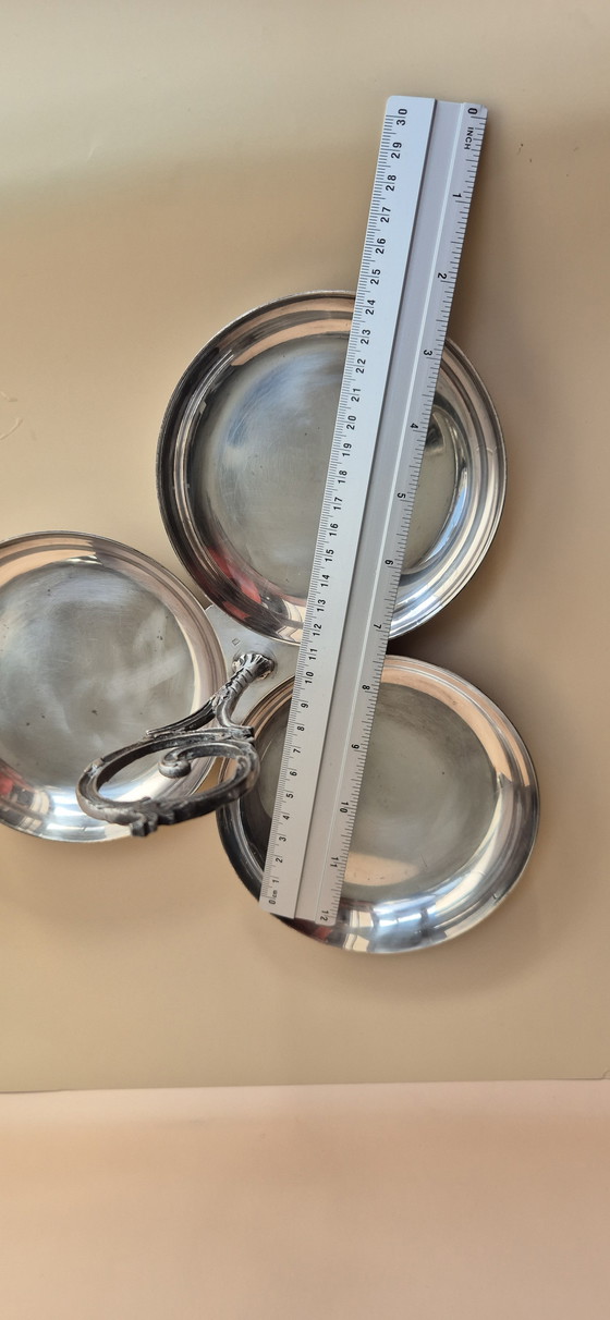 Image 1 of Versilbertes Jugendstil-Tablett mit drei Schalen, gekennzeichnet mit R*M 15. Versilbertes Jugendstil-Tablett mit drei Schalen – 