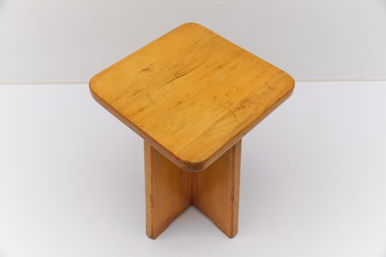 Image 1 of Conjunto de 6 taburetes de roble al estilo de Pierre Chapo, Francia, años 60