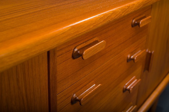 Image 1 of Teakhouten dressoir van Johannes Andersen voor CFC Silkeborg, 1960