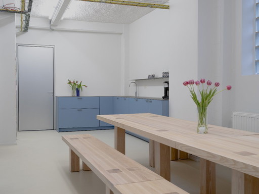 2 max table by HEM + benches