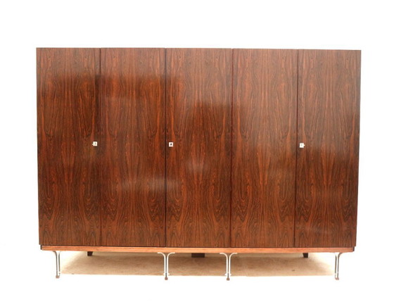 Image 1 of Grande armoire vintage en palissandre fabriquée dans les années 1960