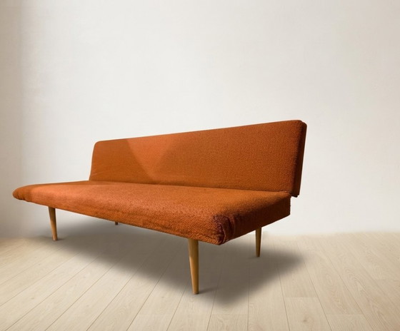 Opklapbaar dagbed uit het midden van de eeuw van Miroslav Navrátil, oranje bekleding, jaren 60, – Slaapbanken (photo 2 of 11)