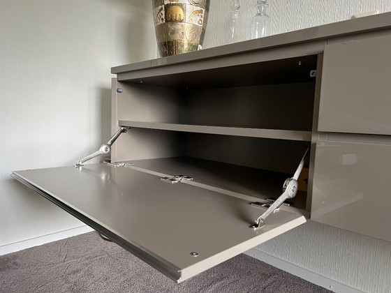 Image 1 of Interlübke Cube Kast Dressoir zwevend hangend