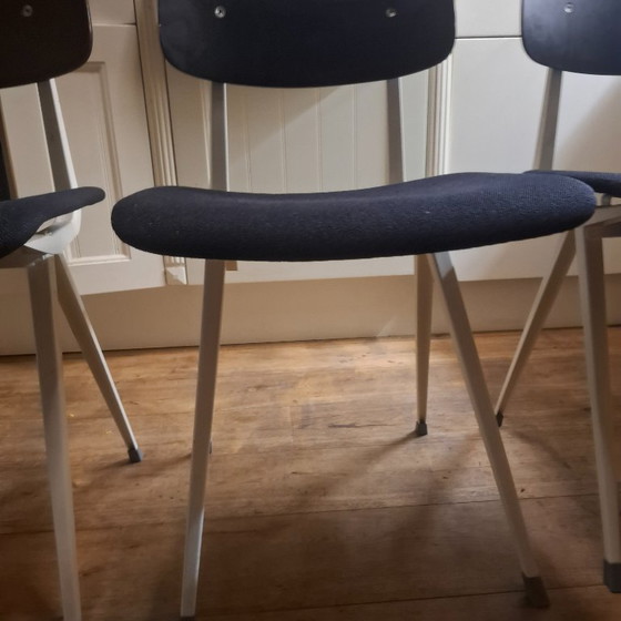 Image 1 of 3 chaises Revolt de HAY / Ahrend, conçues par Friso Kramer