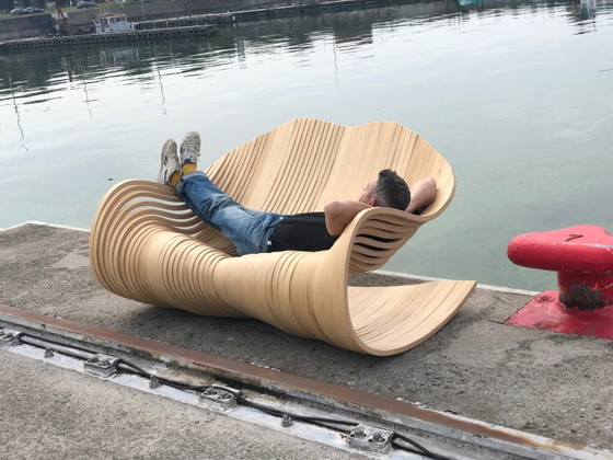Parametric rocking chair – 3-5 seaters, Wood (photo 4 of 11)