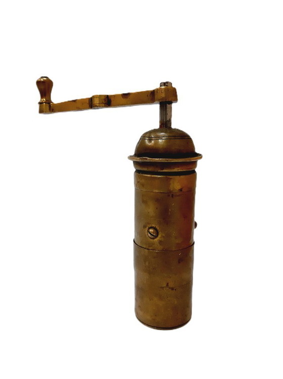 Image 1 of Antico macinacaffè turco in ottone inciso