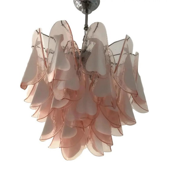 Image 1 of Lampadario in stile vetro di Murano italiano nei colori rosa e bianco