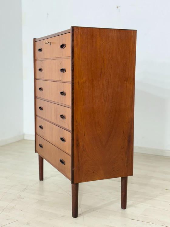 Image 1 of Magnifique commode en teck / Commode danoise / Meuble-lavabo vintage / Design danois