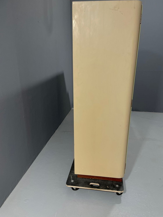 Image 1 of Mobile buffet cecoslovacco d'epoca di Tatra Nábytok - 1960 Mid-Century