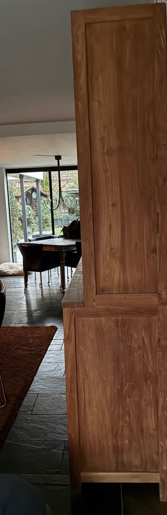 Image 1 of Preciosa vitrina de teca