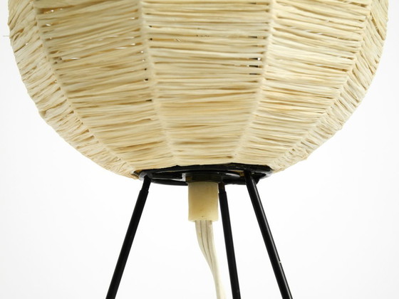 Image 1 of Beautiful mid-century modern tripod raffia table night lamp in very good vintage condition