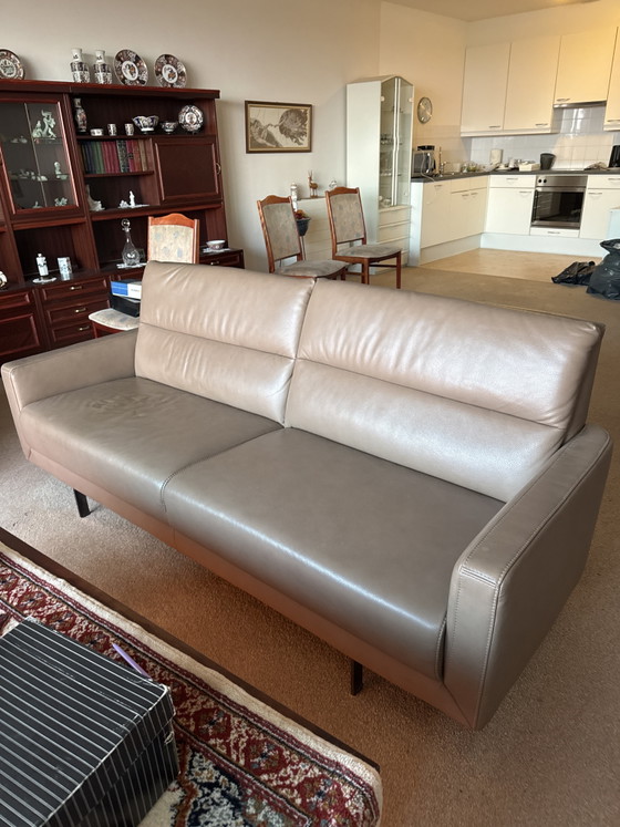 Image 1 of Fauteuil releveur et banc assorti