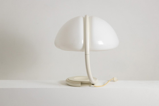 Elio Martinelli. "Serpente" Table Lamp in White. 1960s-70s – Martinelli Luce, Metal, Plastic (photo 3 of 9)