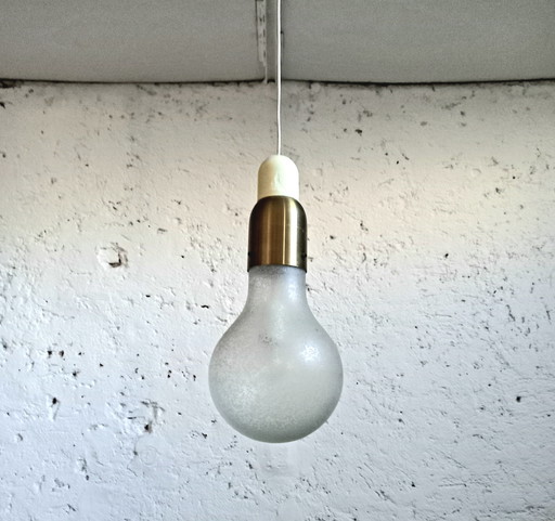 Lampadario anni 60 in vetro sabbiato produzione Stilux 