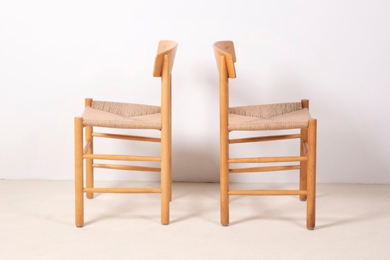 Image 1 of 2x Børge Mogensen J39 "People's Chair" in faggio, anni '70 Danimarca