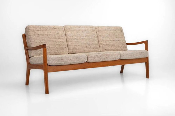 Senator bank van Ole Wanscher voor P. Jeppesen Møbelfabrik, Denemarken, jaren 60 – 3-5 zitsbanken, Wool (photo 4 of 12)