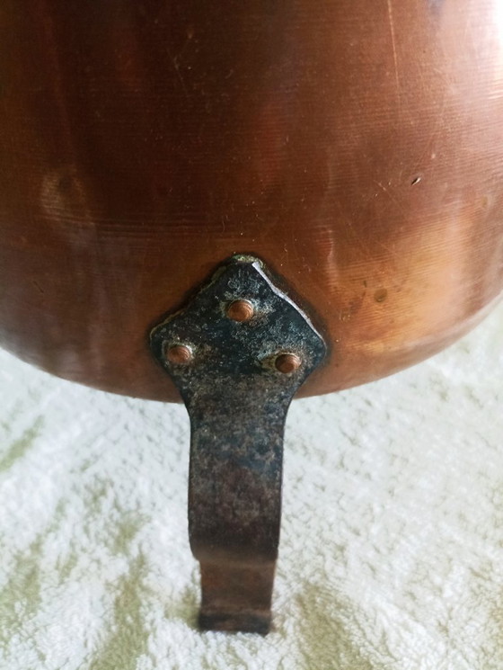 Image 1 of olla antigua de cobre hecha a mano