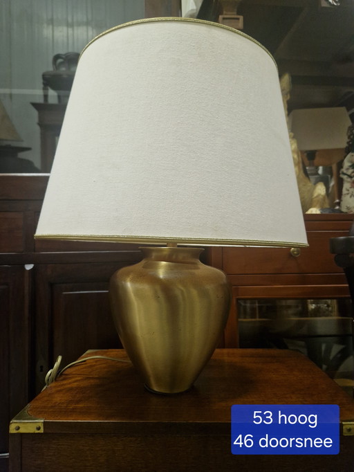Beautiful large gold/brass table lamp