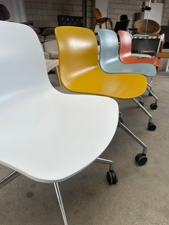 Image 1 of HAY AAC 14 Office Chair