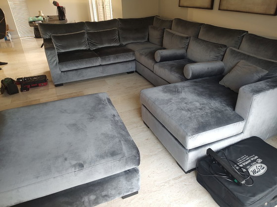 Image 1 of Luxe hoekbank + poef 