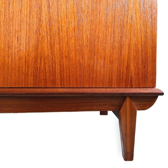 Image 1 of Vintage mid-century Deens design vintage kledingkast driedeurs teak 1960's