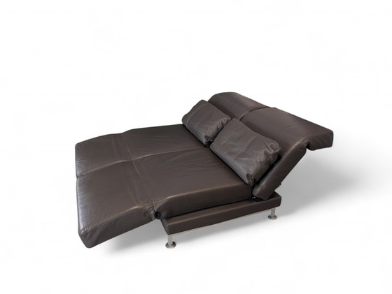 Image 1 of Sofá cama mediano de piel BRÜHL Moule