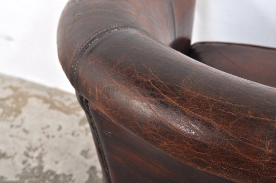 Image 1 of Vintage leather club chair