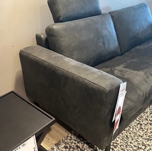 DFM Living 2.5-seater sofa