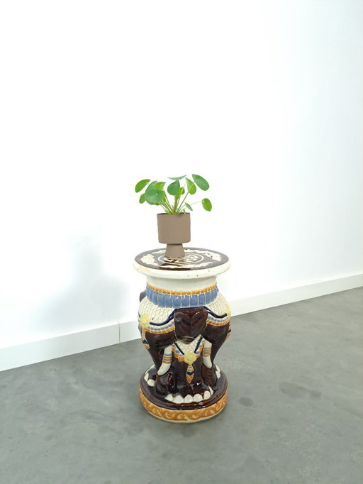 Tavolo rotondo in porcellana a forma di elefante, tavolo vintage