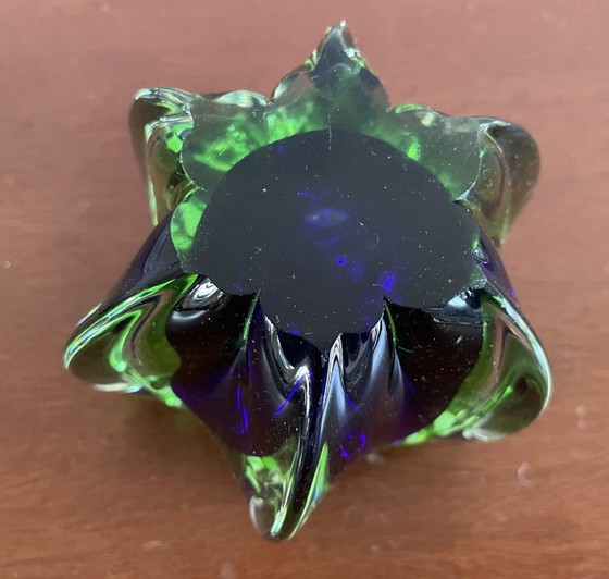 Image 1 of Murano - star-shaped green and cobalt blue glass candlestick