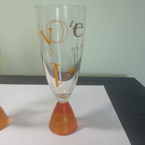 Vintage Veuve Clicquot 'Alphabet' Champagneflûtes – Set van 3 – Collector's Item – Glazen & Karaffen, Crystal (photo 5 of 10)
