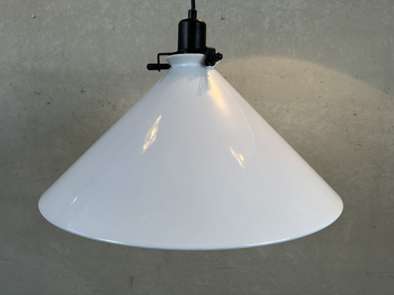 Image 1 of 2 lampade a sospensione vintage in metallo bianco - anni '80