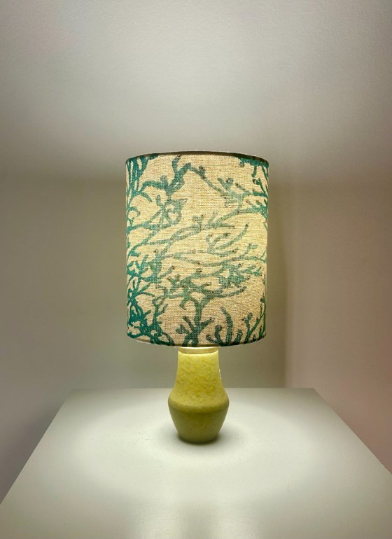 Image 1 of Reizende kleine Mini-Tischlampe - kabellos, upgecykelt aus Scheurich Vase 50er Jahre