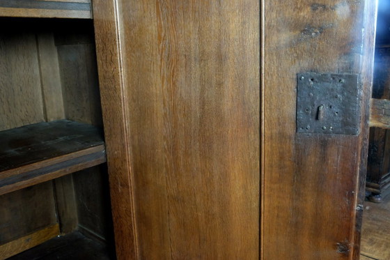 Image 1 of Armario de cojines de Gelderland, hacia 1650/ Gelderland Cushion Cabinet, 1650