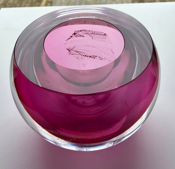 Image 1 of Objeto de vidrio “PINK” de George Broft