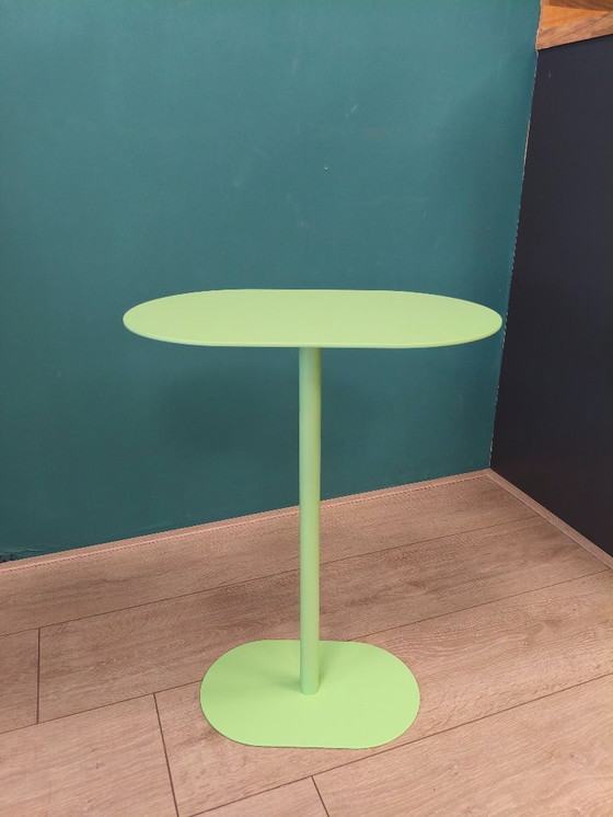 Image 1 of Modern Green Metal Side Table