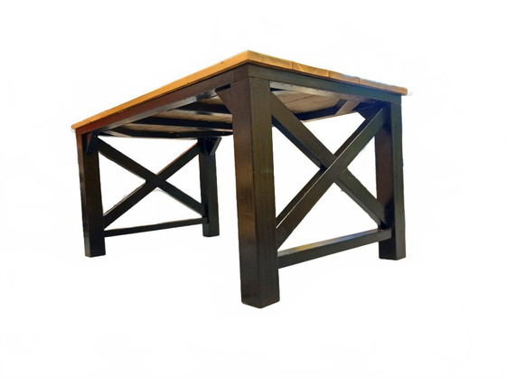 Image 1 of Tavolo da pranzo in legno massello