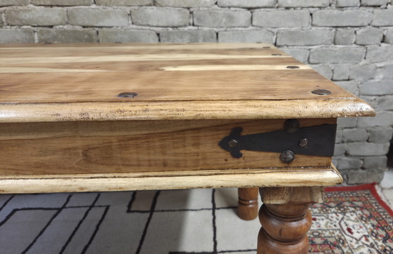 Image 1 of Großer Esstisch aus Massivholz