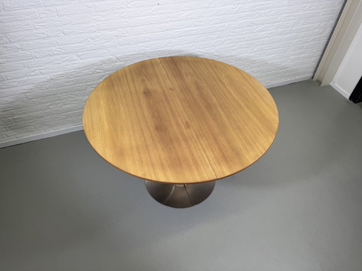 Lasko uitschuifbare design tafel eiken. 