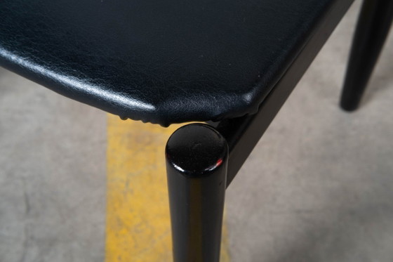 Image 1 of 6 modernistische eetkamerstoelen