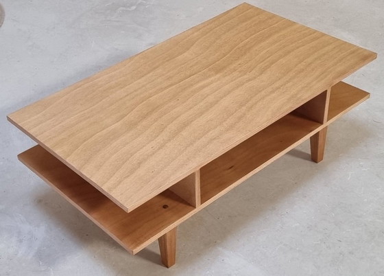 Image 1 of Table basse Tove