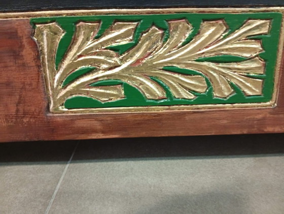 Image 1 of Spectaculaire en ongewone originele pre-art-decospiegel, gepolychromeerd en gedeeltelijk verguld met gesso