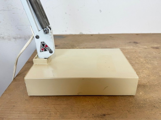 Image 1 of Lampada da tavolo vintage bianca da architetto italiano, anni '70