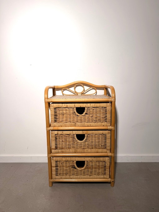 Cómoda vintage de tres cajones de ratán y mimbre – ladekasten (photo 2 of 4)